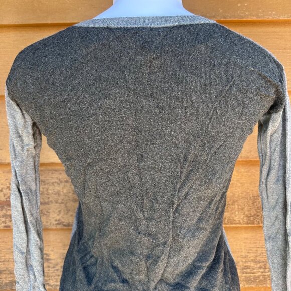 Kensie Gray Long Sleeve Sweater With Panda Face Graphic Womens Size S Cotton Ble - Picture 8 of 9